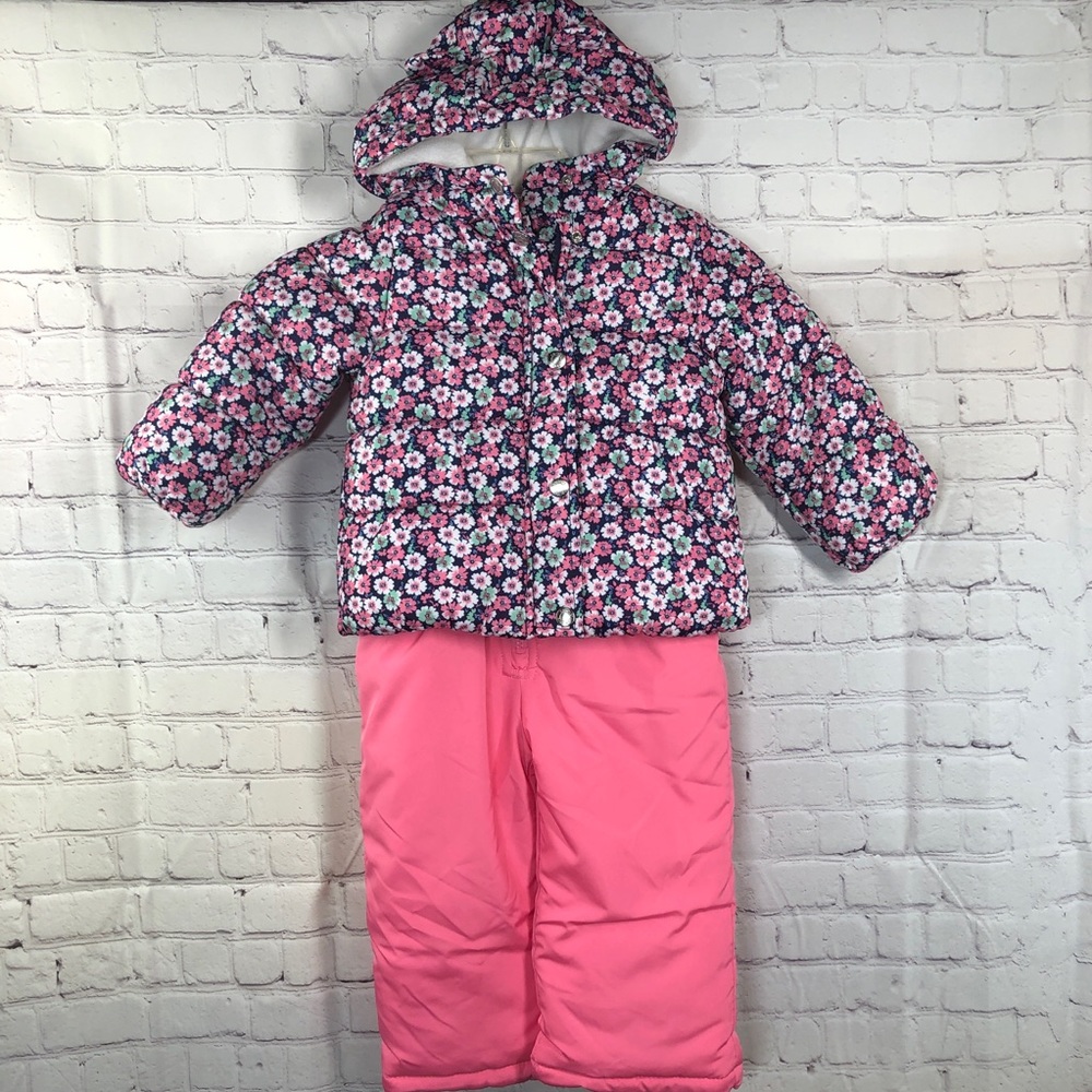 Carter’s 24 Months 2 Piece Snow Set Coat & Bibs (Item #460)